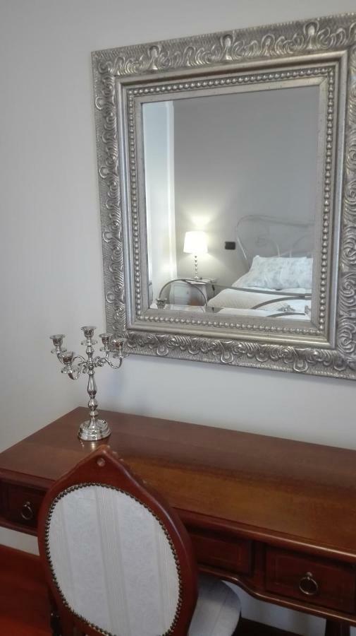Camera Con Vista Este Appartement Buitenkant foto